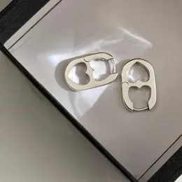 Stud Srebrny kolor puste kolczyki dla kobiet w stylu Korean Design Ear Buckle Korea Fashion Jewelry Akcesoria 230802