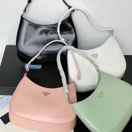 أكياس Cleos Tote Womener Counter Conder Interarm Bag Hobo Handbags Fashion عالية الجودة جلدية لامرأة كلاسيكية لامعة