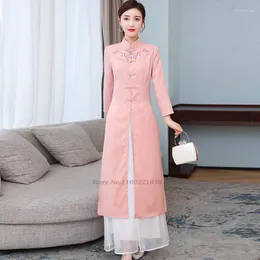 Abbigliamento etnico 2023 Vietnam Aodai Migliorato Cheongsam Retro Fiore Ricamo Pantaloni Abito Imposta Donna Tradizionale Vintage Ao Dai Partito