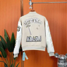 2023 Mäns jackor Fall/Winter Off Brand White Jacket 2023 Mode Ny handbroderad ullbomberrockar för män och kvinnors baseballrockar