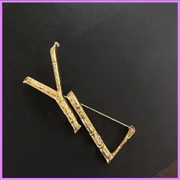 Bambusowa broszka złota broszka broszka luksusowa biżuteria projektantka z literami swobodne męże wysokiej jakości na prezenty Busines