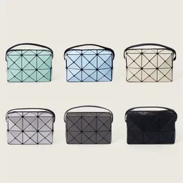 2023 Mini Geometric Shoulder Bags designer bag crossbody phone bag mini cross body camera flaps fashion Diamond Woman Men