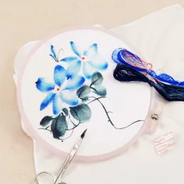 منتجات النمط الصيني DIY الحرير الصيني Suzhou التطريز مع زهرة الطفرة المطبوعة النمط الإبرة منديل يدوي الخياطة الحرفة