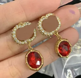 Blingbling Red Micro Tinlays Crystal Diamond Ear Buds For Women Orrings Alphabet Consring المجوهرات لعيد الميلاد عيد الحب هدية Cgue14 -001