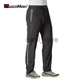 Pantaloni da uomo MAGCOMSEN Pantaloni sportivi Quick Dry estivi Pantaloni da jogging da uomo Pantaloni da tuta con tasca con zip a righe riflettenti Pantaloni da allenamento fitness J230804