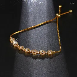 Bangle Ladies Trend Elegant Minimal Circle 3A Zircon Sparkle High-End Bracelet Exquisite Wedding Dating Dinner Gifts