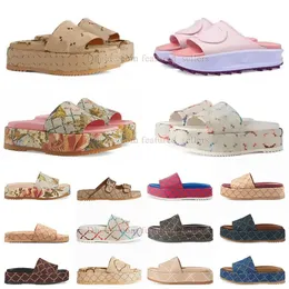 Sandalia de diapositivas de lujo para mujer con sandalias de diseñador entrelazadas Plataforma Diapositivas Mujeres Zapatillas para hombre antideslizante Fondo suave grueso Playa de verano Casa Casa Zapatilla 35-45