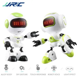 Electricrc Animals R8 로봇 장난감 장난감 제스처 미니 스마트 음성 지능형 LED 눈 DIY 로봇 어린이 어린이를위한 블루 그린 오렌지 로보 장난감 어린이 선물 230803