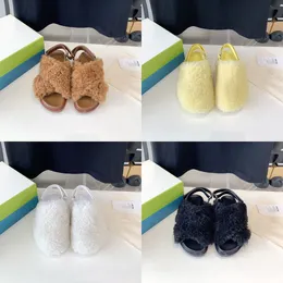 디자이너 샌들 여성 슬라이드 Fussbett Shearling Marrone Sandal Wool 슬라이드 패션 패션 사망 마독 Giallo Chiaro Mules Classic Flats 야외 모피 고무 슬립 온도