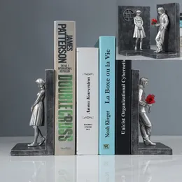 Decorative Objects Figurines Bookends Book Holder Banksy Sculpture Home Decoration Bookshelf Decor Living Room Library Office Display 230803