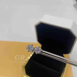 Sterling Silver Vermeil MOISSANITE Kolczyki Stunki lodowe VVS S925 6,5 mm Diamentowe kolczyki złota luksusowa biżuteria Hip Hip