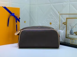 Luxury Women's and Men's Portable Dopp Kit Printed Makeup Bag Designer Large Capacity Travel Toilet Beauty Bag Double Zipper Bag