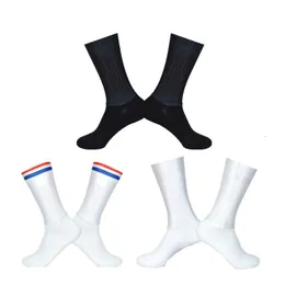 Sports Socks Seamless Cycling Men Black White Road Bicycle Outdoor Brand Racing Bike Calcetines Ciclismo D005 230814