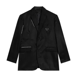 2023年女性の男子スーツファッションデザインスーツルーズコートビジネスオフィスウェディングエレガントなトップカジュアル旅行カップル装飾レタージャケット