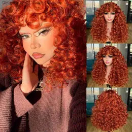 Синтетические парики красный имбирный парик, подходящий для женщин, долго вьющиеся волнистые парик с челкой Медной синтетический парик естественный ролевой ролевой ролевой, теплостойкий, устойчивый