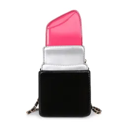 Moda Tasarımcı Çanta Mini Pembe Ruj Şekeri Tasarım Crossbody Çanta Çok Havalı Çanta Patent Deri Yanan Sıcak Stil Qute Sweetie Kadın Parti Akşam Omuz Çantası