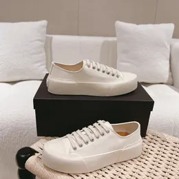 Luxury Designer Shoes Women's Low Top Canvas Real Leather Sneakers Outdoor Platform Casual Shoe Women Sneaker Simple Trainers Storlek 35-40 med originallåda