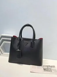 Tasarımcı Tasarımcı Tote Çanta Omuz Büyük Çantalar Deri Açık Sert Kova Crossbody Çanta Kadınlar 2 Boyut Klasik Üçgen Dekorasyon 689