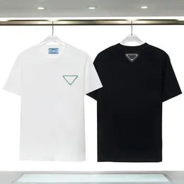 Erkekler Tasarımcı T-Shirt Yüksek kaliteli kısa kollu moda erkek ve kadın kısa tişört çift model pamuk lüks erkekler hip-hop giyim klasik üçgen logo s-3xl