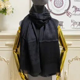écharpe longue pour femme foulards châle 100% soie matière noir motif uni taille 180cm - 90cm