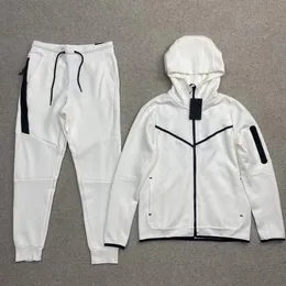 Projektantki dresy mężczyzn Kobiety Nowy 2023 Moda List z długimi rękawami drukowane dresy Hip Hop Mens Warm Streetwear Suits Słynne garnitury marki Rozmiar M-2xl