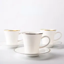 Cups Saucers Nordic Design Coffee Cup and Saucer Set Ceramic Creativity Minimalist Luxury Mug Bone China Platillo de Taza Söt