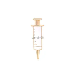 Pins Brooches DCARZZ Medical Syringe Lapel Pins Gift Doctor Nurse Christmas Trendy Jewelry Enamel Brooch Pin Metal Women Accessories HKD230807