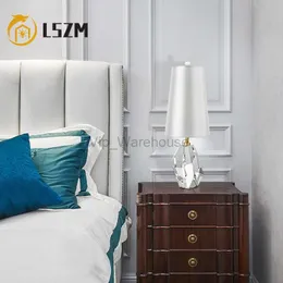 モダンラグジュアリーK9クリスタルLEDテーブルランプリビングルームベッドルームベッドサイドランプLEDデスクライト屋内照明器具ホーム装飾照明HKD230807