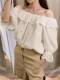 Blusas de mujer verano 2023 mujeres ahueca hacia fuera volante Floral bordado blusa francesa mujer Slash cuello Puff manga suelta dulce camisa elegante