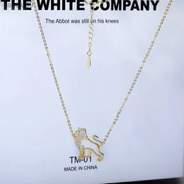 Naszyjnik nowej mody Kreatywny DIY DIY Gold Street Dance Animal Lion Kształt Aaaa Cyrkon Naszyjnik żeńska biżuteria L230704