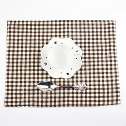 Table Napkin 30x40cm Plaid Placemats Fashion Cotton Linen Placemat Heat Insulation Mat Dining Fabric Napkins