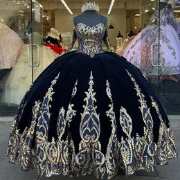Glitzerndes Quinceanera-Kleid in dunklem Marineblau und Gold, Party-Pailletten, mexikanisches Charro-XV-Abschlussballkleid, abnehmbare lange Ärmel, Ballkleid aus Samt2608