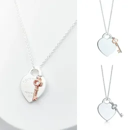 Tiff Designer halsband Julklapp Hjärtat och nyckelhänge halsband för kvinnor 925 Silver Sterling Luxury Jewelry Gifts Co Drop 220412 Tiff Valentine's Day Gift