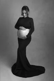 Moderskapsklänningar Två stycken moderskapsklänning långa ärmar för fotoshoot kvinnor skörd topp kjol set graviditet bodysuit kläder fotografering hkd230808