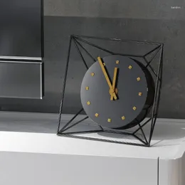 Table Clocks Creative Desktop Bedside Living Room Small Modern Luxury Bedrooms Orologio Casa Retro Decor QF50TC