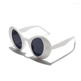 Okulary przeciwsłoneczne Unikalny kształt spersonalizowany uliczny trend Praph