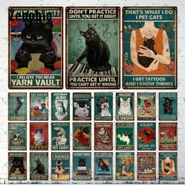 Art Animal Pet Metal Painting Black Cat Metal Poster Engraçado Vintage Plaque Metal Tin Signs Cat Sitting On Toilet Tin Plate for Bathroom Living Room Decor 30X20CM w01