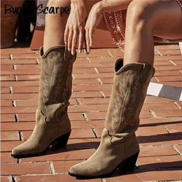 Bestickter Wildleder 933 natürliche Frauen Leder handgefertigt spitzer Zehen Spike Absatz Herbst Winterstiefel Cowboy Western Retro Botas 230807