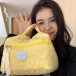 化粧品のケースメイクアップバッグには素晴らしい能力があります！ Ins Wind Makeup Bag Portable 2023新しいスキンケア製品洗浄およびすすぎbagstylishdesignerbags