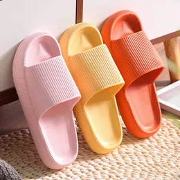 Tofflor lucyever män kvinnor tjocka plattform hem tofflor mode non-slip eva badrum glider kvinna sandaler sommar mjuka flip flops 230809