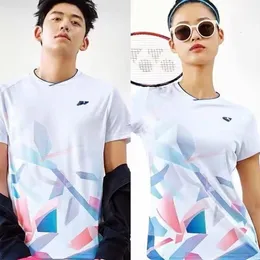 Outros Artigos Esportivos YY Camiseta Badminton Meia Manga Decote Redondo Secagem Rápida Respirável Absorvente Homens E Mulheres Esportes Ao Ar Livre 230808