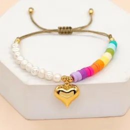 ストランドYastyt Heishi Heart Charm Freshwater Pearl Bracelet -Boho Chic Design for Women