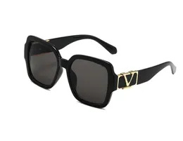 Man v Glasses for Women Fashion Frameless RectangleコーティングバッファローホーンサングラスUV400 Eyeglass Mens Iewear Eyelgasses V8866