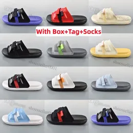 مع مربع Super Play Slippers Slide for Men Womens Sandals Fashion Fashion Smooth Sports Slipper Anti-skid وارتداء أوقات الفراغ المقاومة والصنادل الخفيفة R0EK#