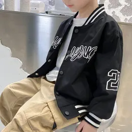 Jackor Fashion Boys Jacket Korean Spring/Autumn Letter Jacket Boys Baseball Kläder Jul Födelsedagspresent 4 5 6 8 10 12 Y 230808