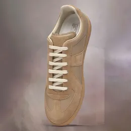 Kobiety mężczyzn Maisons Margiela Sneakers 10a Wysokiej jakości lato na świeżym powietrzu czarne buty do chodzenia vintage płaski run luksusowy projektant trener replica man swobodny buty