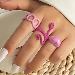 Fedi nuziali Cute Fashion Pink Snake Love Geometric Set Ring per le donne Personalità Gothic Rose Red Peach Heart Animal Jewelry Regalo di compleanno 230808
