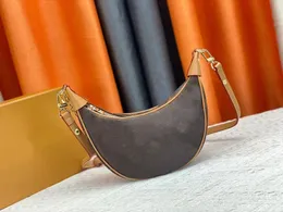50%OFF Stylish Half Classic Bag Crossbody Crescent Designer Moon 小物