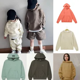 Kinderkleidung Ess Warm Hooded Baby Essential Sweatshirts Kleidung Kleinkinder Sweatshirt Mäntel Mädchen Jungen Jugend Designer Mode Streetshirts Pullover Lose