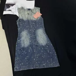 Basic & Casual Dresses Designer 2023 Early Autumn New Made Old, Broken, Washable, Letter Sticker, Waist Wrapped Denim Dress for Women AJQW